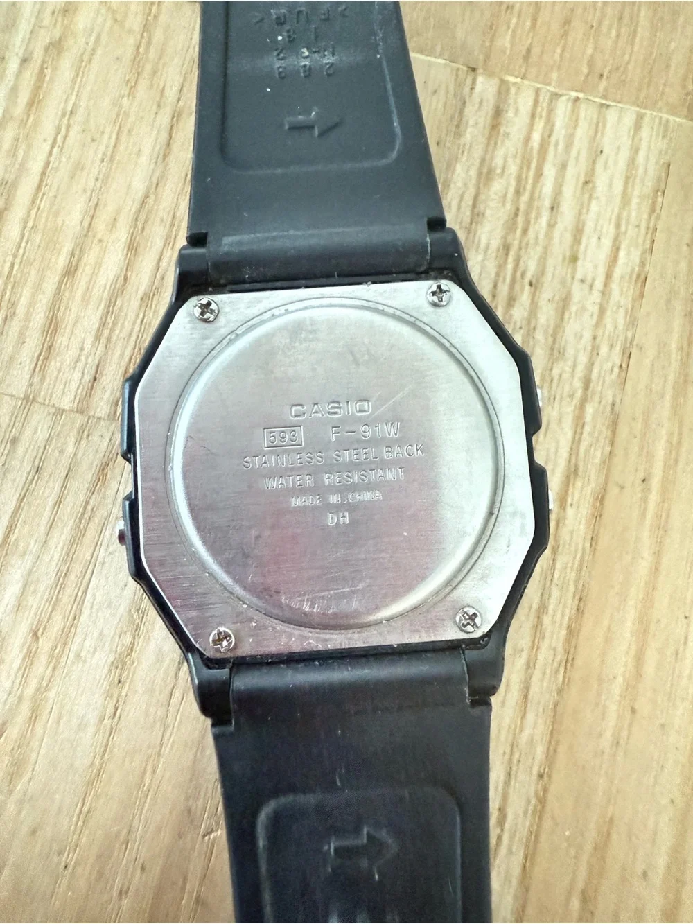 Casio digital F-91W black digital watch NEW BATTERY